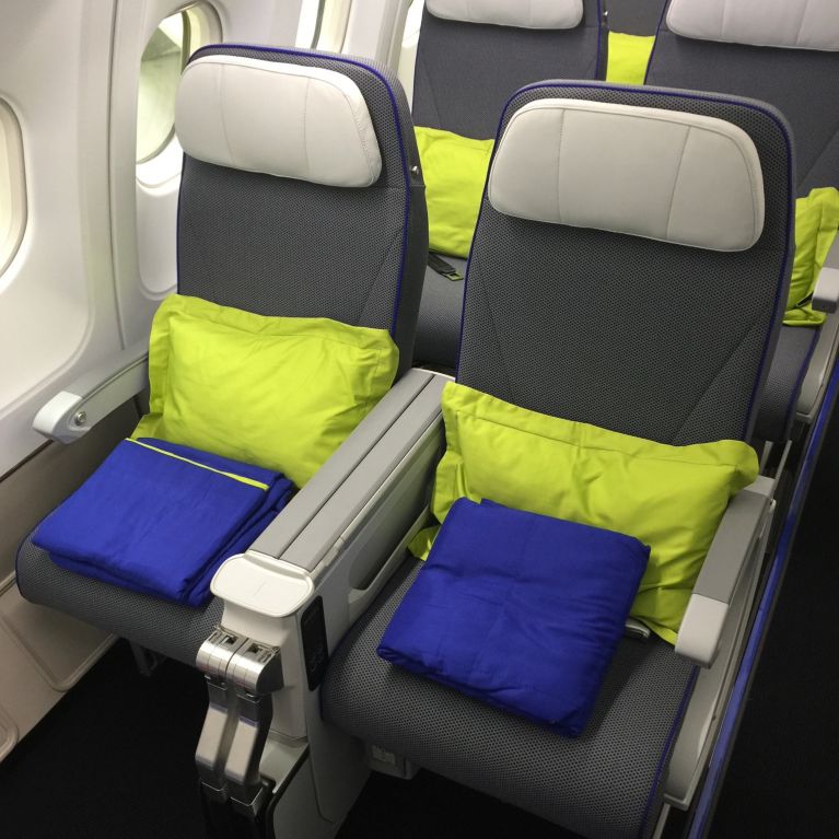 o250664_aircraft-seats_airbus-a330-a340-family_geven_comoda-r7-2af-main
