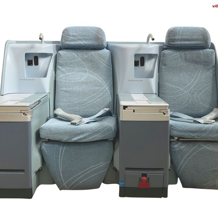 o250685_aircraft-seats_airbus-a330-a340-family_safran_vantage-s34113-main